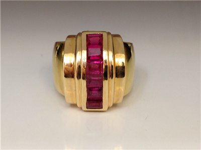 Tipo: Anillo Ring - Estilo: Chevalier - Material: Oro  - Piedras: Rubis Sinteticos