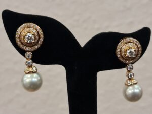 Pendientes Oro Diamantes y Perla