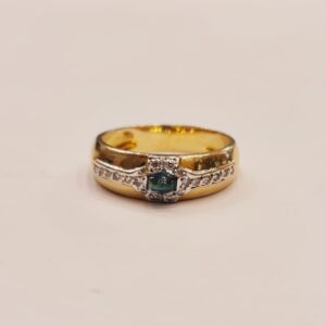 Anillo Oro Zafiro y Diamantes